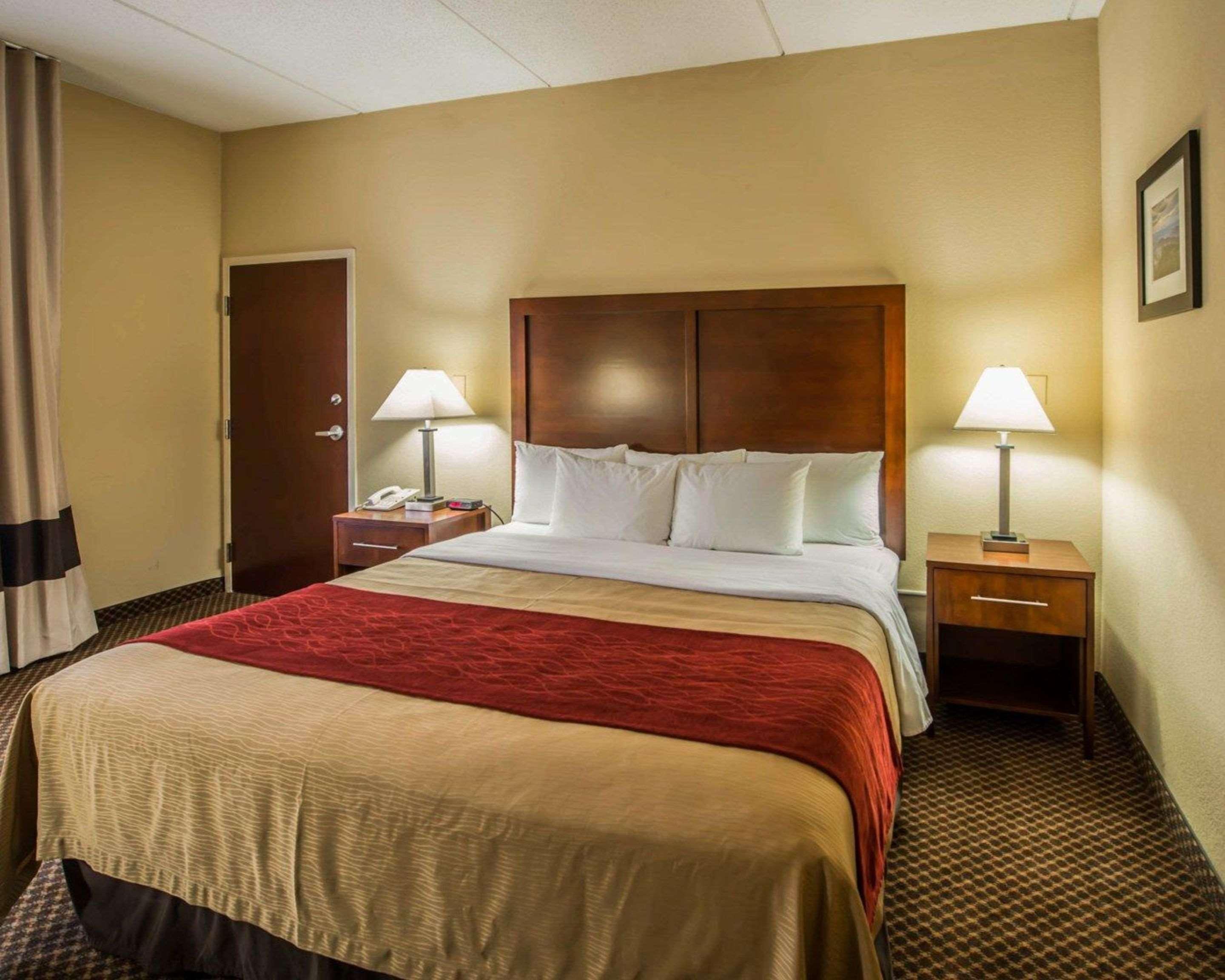 Comfort Inn & Suites Morganton Exterior photo