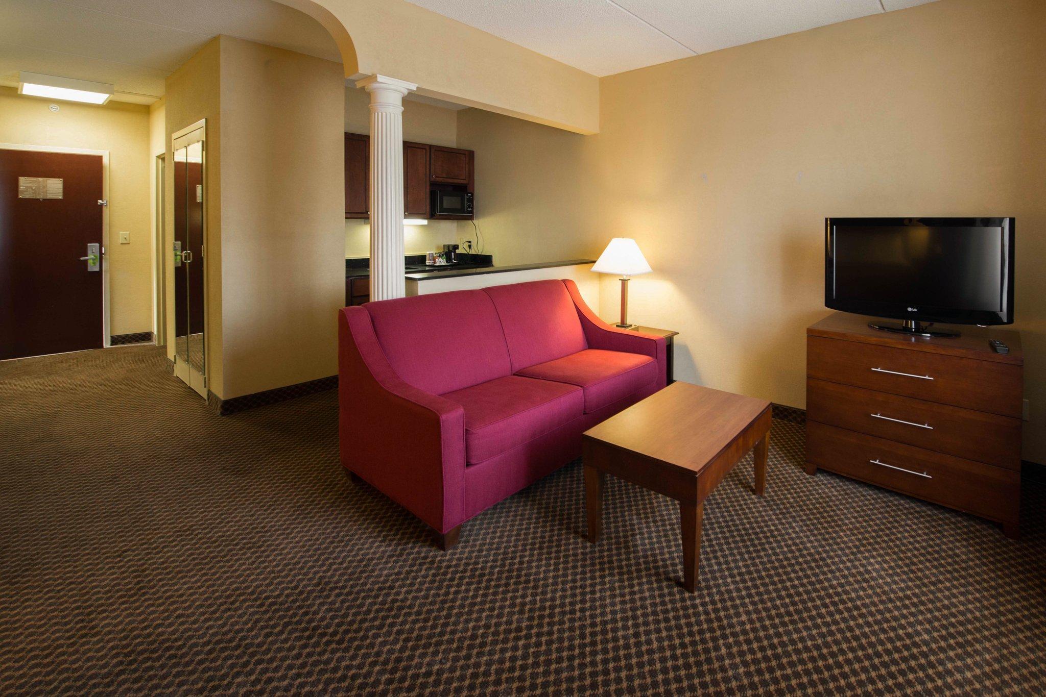 Comfort Inn & Suites Morganton Exterior photo